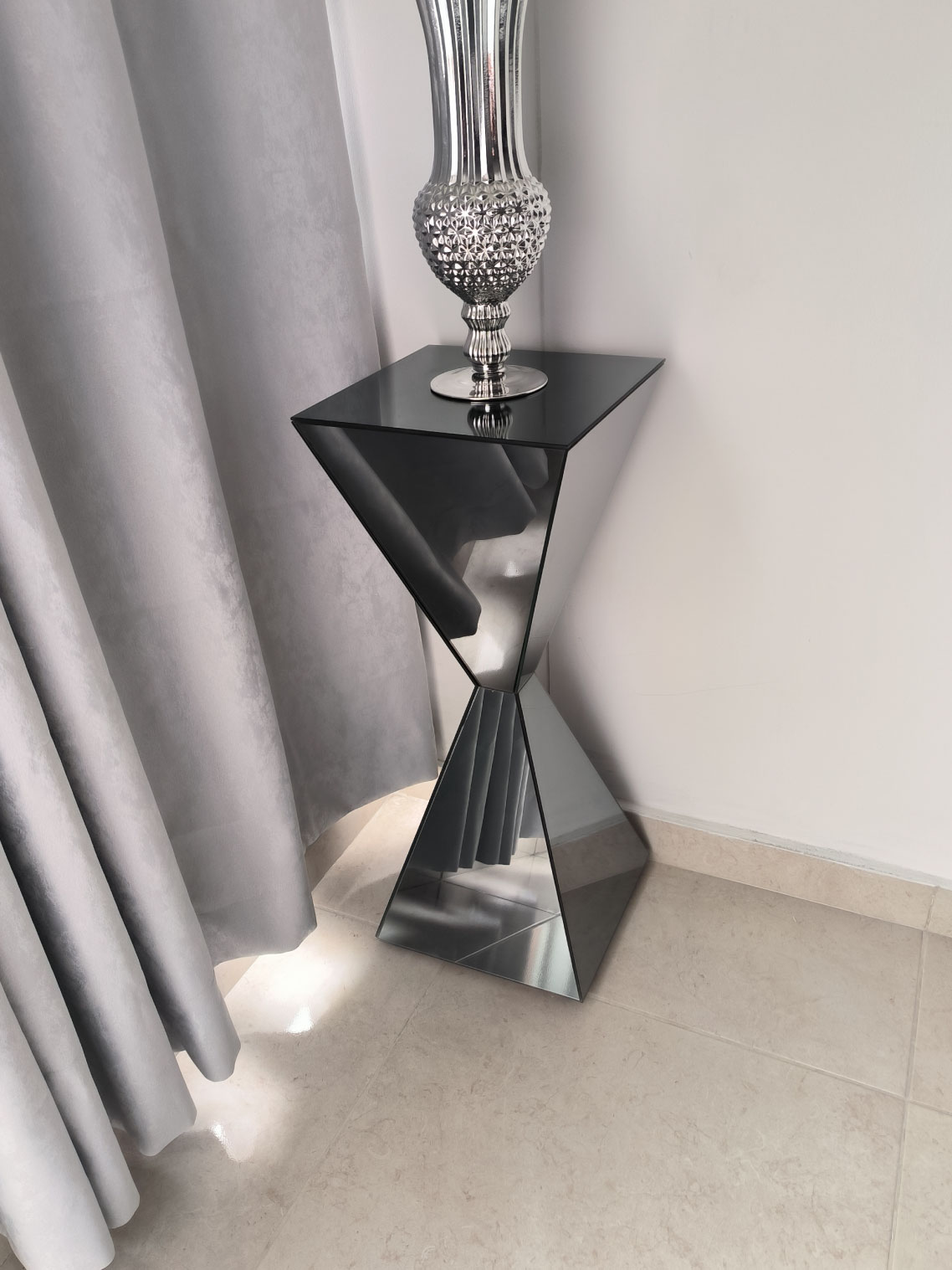 pedestal 2 pedestal 2